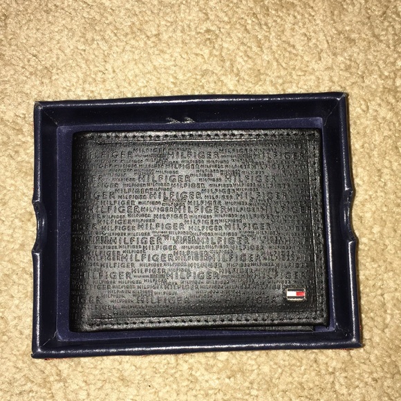 Tommy Hilfiger Other - Tommy Hilfiger Wallet